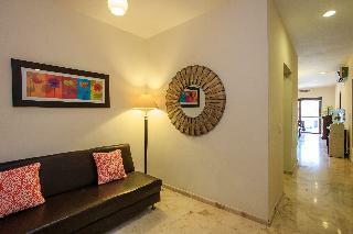 Apartamentos El Faro Residences