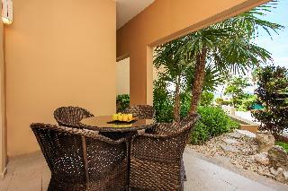 Apartamentos El Faro Residences