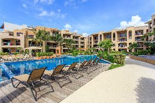 Apartamentos El Faro Residences