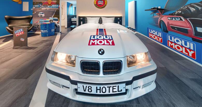 V8 Hotel Motorworld Region Stuttgart, Bw Premier