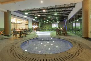 Hotel Makeen Homes By Warwick