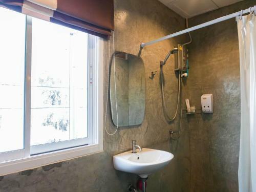 Hotel Smile Buri House