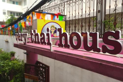 Hotel Smile Buri House