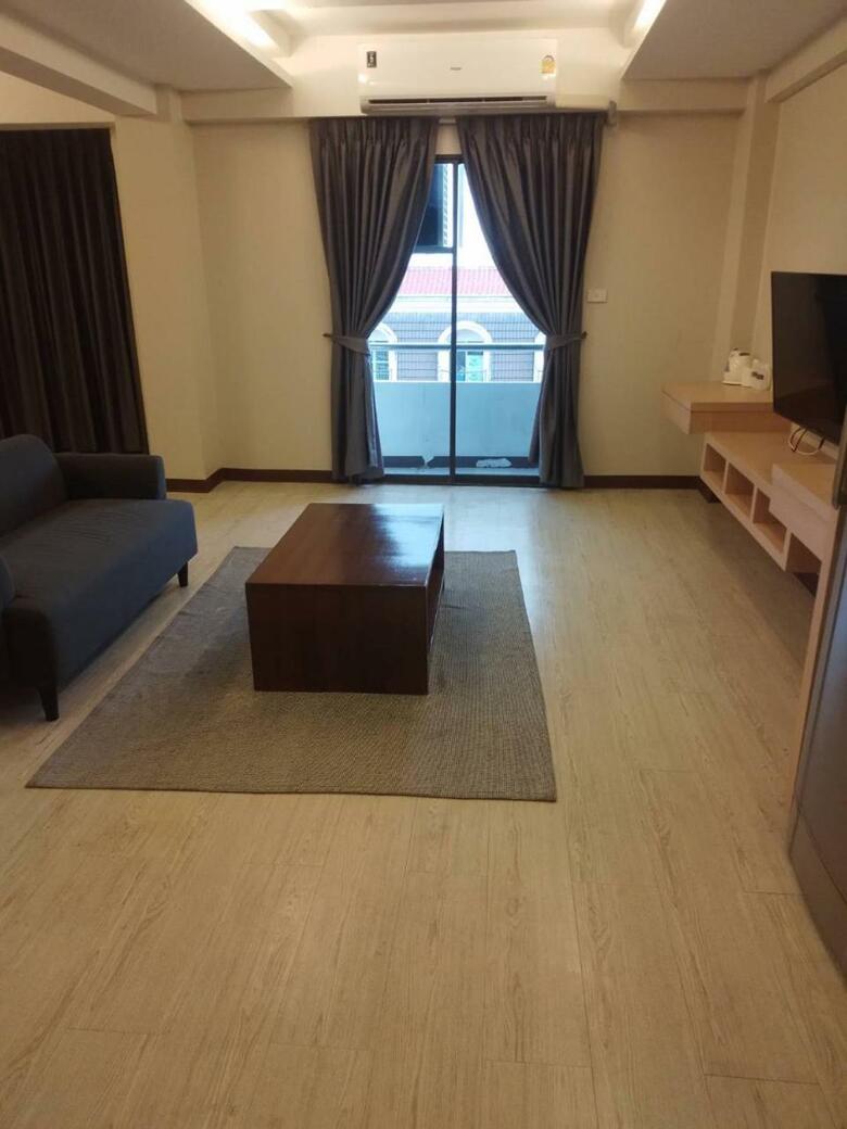 Hotel Tara Lake