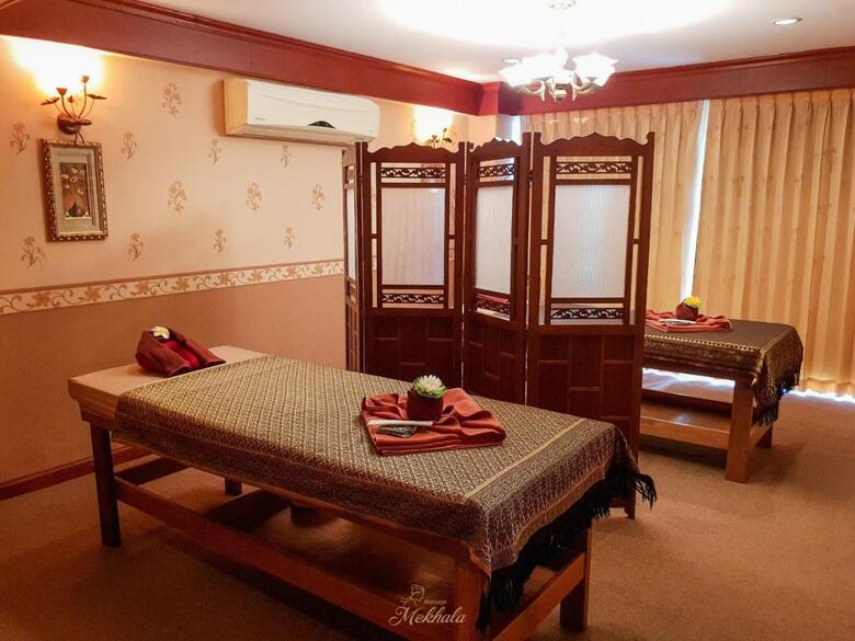 Hotel Tara Lake