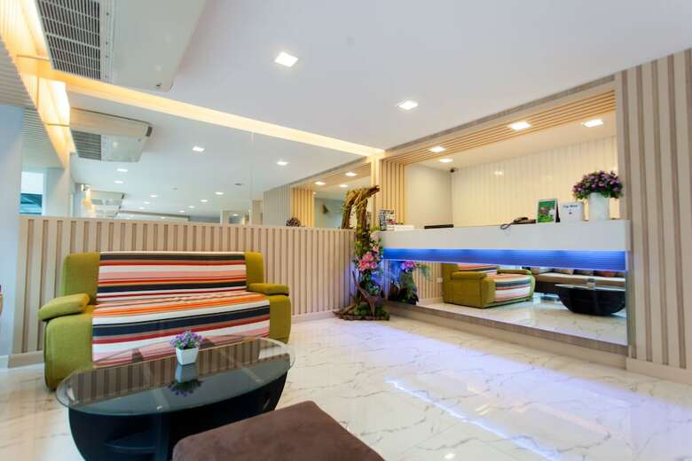 Nantra Ploenchit Hotel