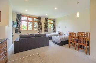 Hotel Willowbrook Country Apartments