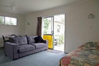 Hotel 252 Beachside Motels & Holiday Park
