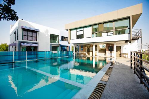 Hotel Fullrich Residence