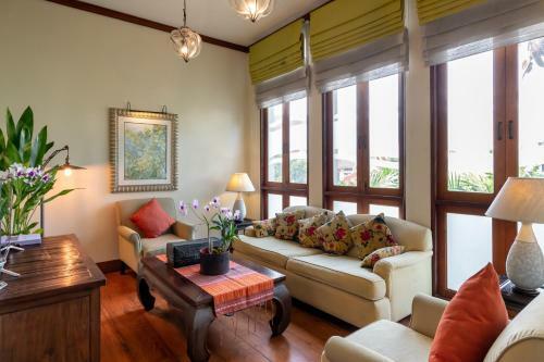 Hotel Ariyasom Villa