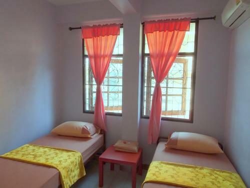 Hostal T.t. Guesthouse