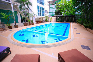 Apartamentos Chaidee Mansion