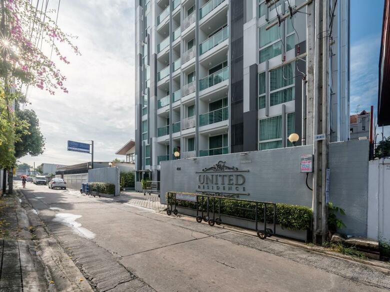 Apartamentos United Residence
