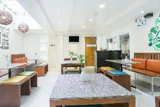 Oyo 406 Royal Parc Inn Suites