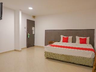 Oyo 1227 AA Inn