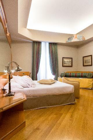 Isa Design Boutique Hotel