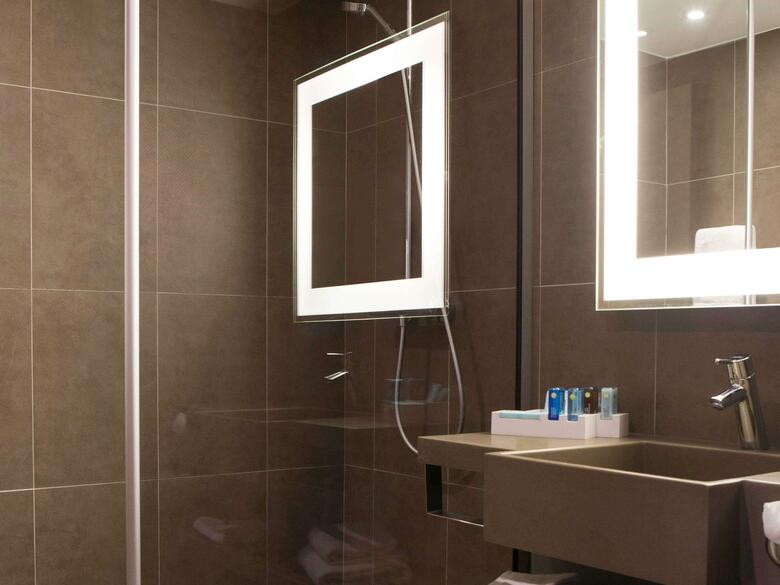 Hotel Novotel London West