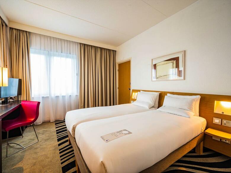 Hotel Novotel London West
