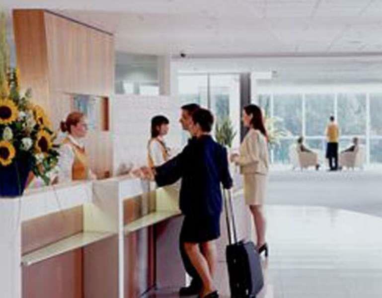 Hotel Novotel London West