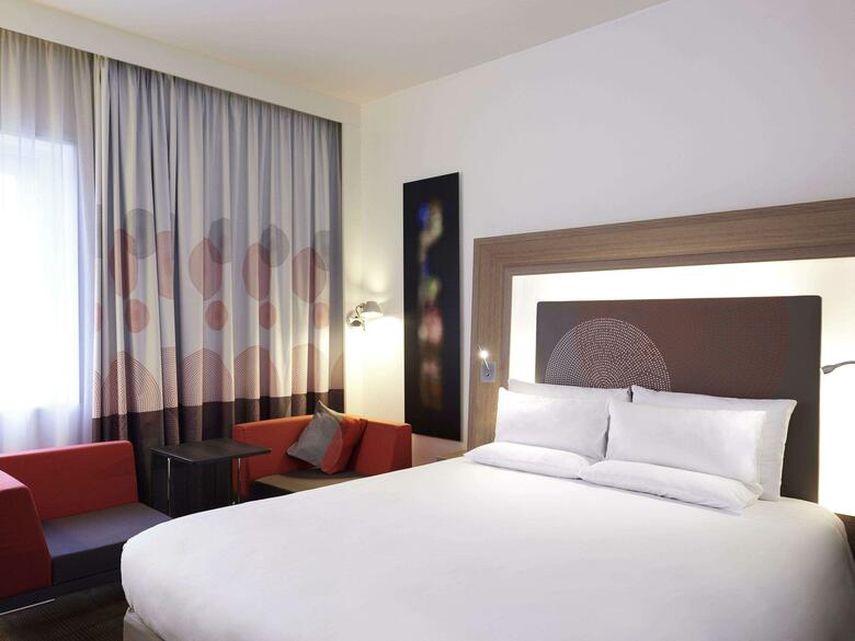 Hotel Novotel London West