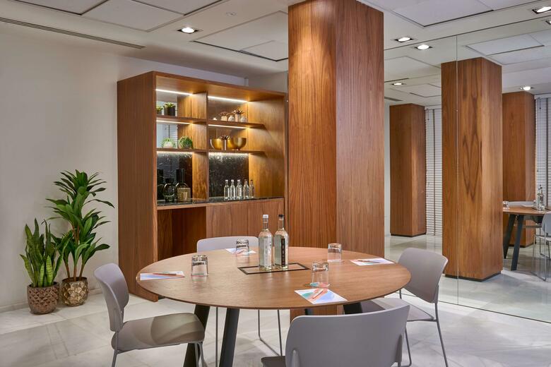 Melia White House Hotel