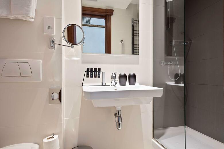 Melia White House Hotel