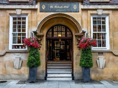 Rochester Hotel By Blue Orchid