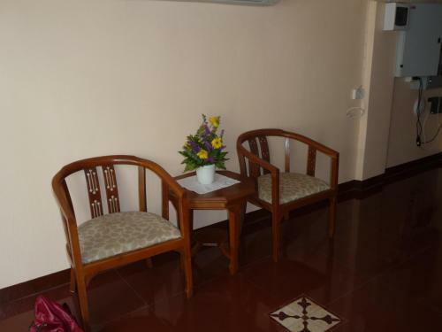 Hostal Apartment Khun Noy