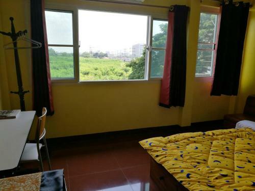 Hostal Apartment Khun Noy