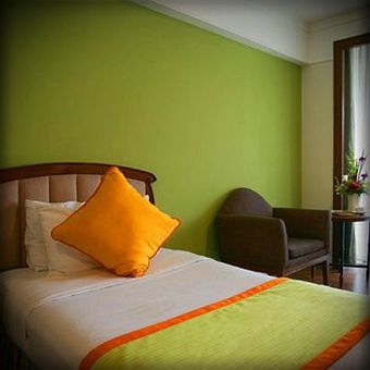 Karnmanee Palace Hotel