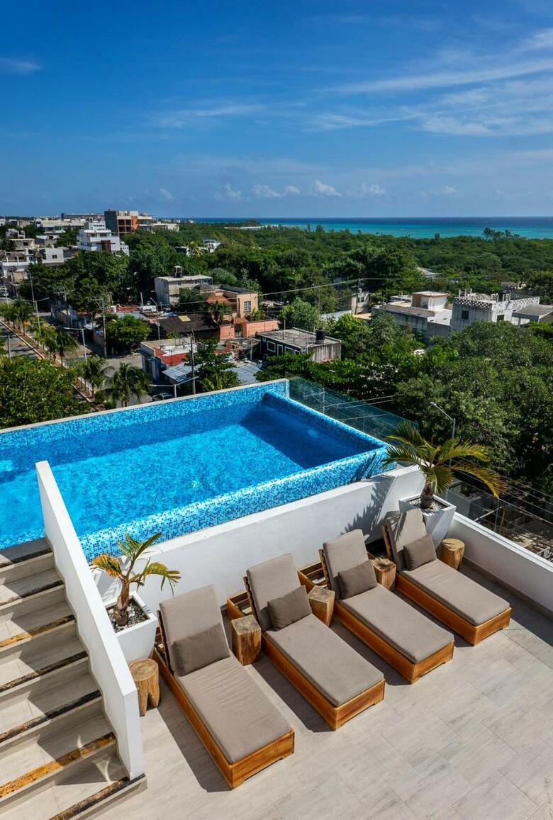 V10 Hotel Playa Del Carmen