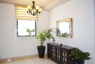 Hotel Marina Suites