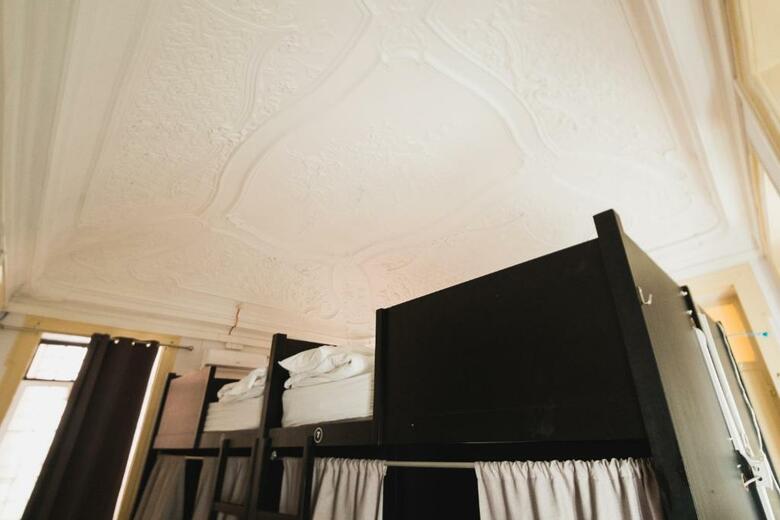 Albergue Wot New Lisbon