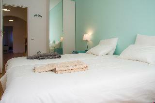 Downtown Delight Apartments