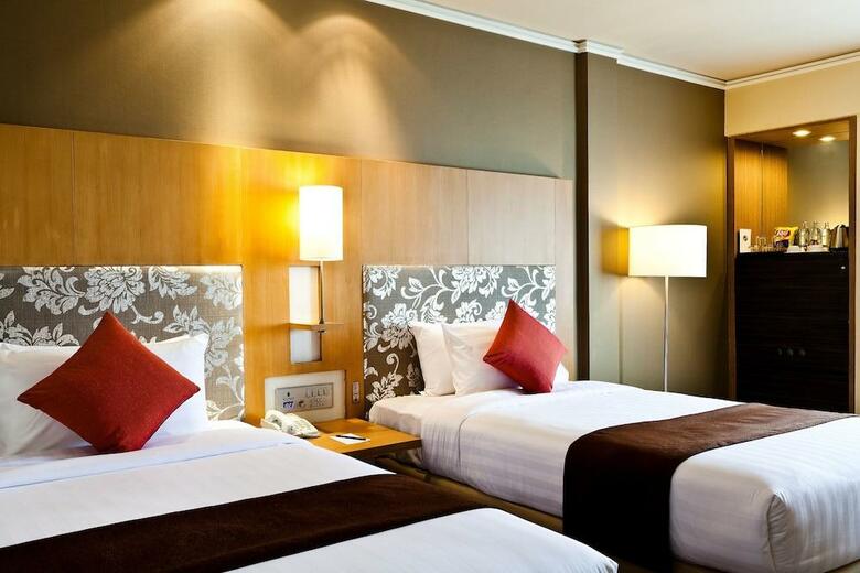 Hotel Royal Princess Larn Luang