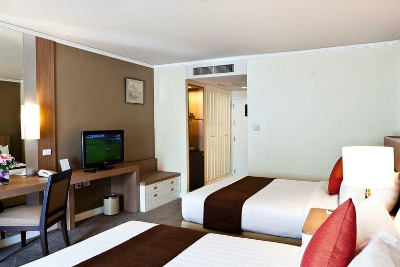 Hotel Royal Princess Larn Luang