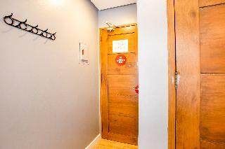 Hotel Oyo 521 Bacaca Suites