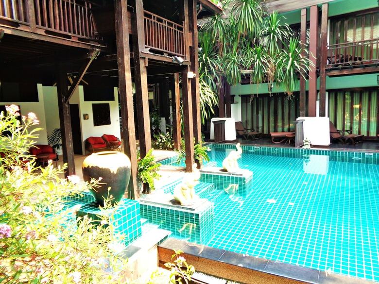 Hotel Yantarasri Resort