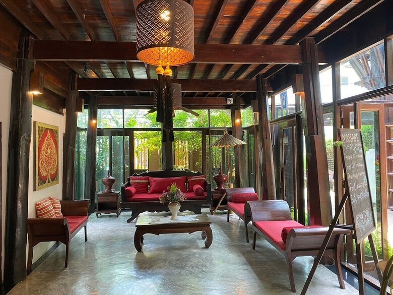 Hotel Yantarasri Resort