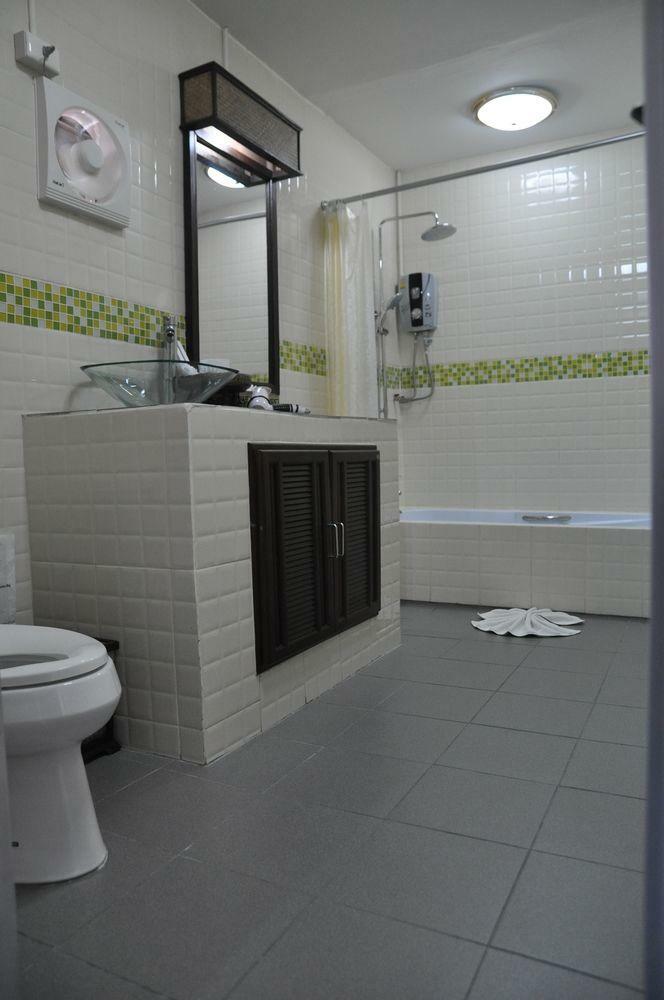 Chiangmai Night Bazaar Boutique Hotel