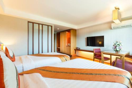 Poonpetch Hotel