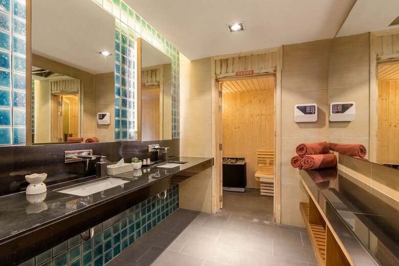 Hotel The Charm Resort Phuket
