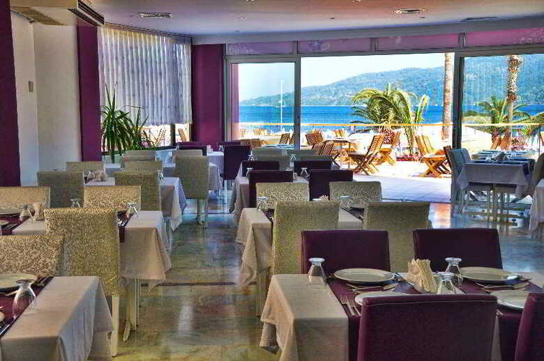 Hotel Boutique Dora Beach