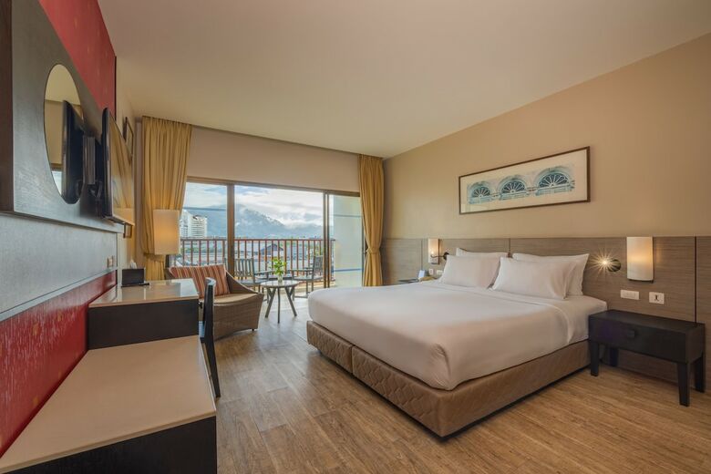 Hotel Deevana Plaza Phuket