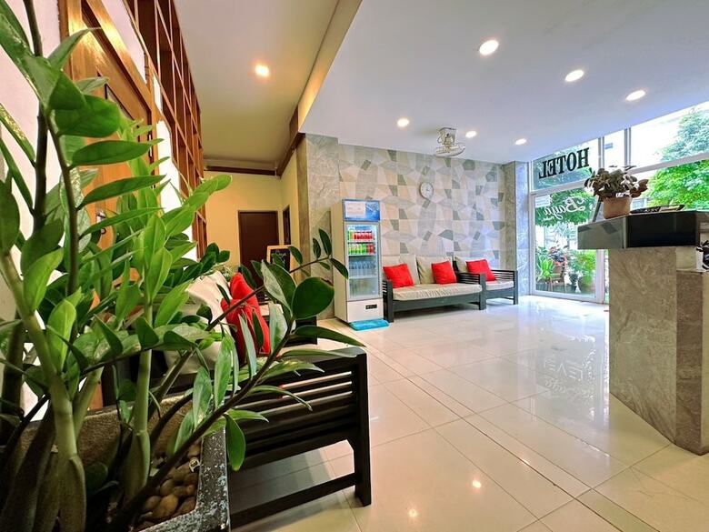 M-narina Hotel
