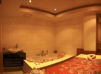 Aspery Hotel