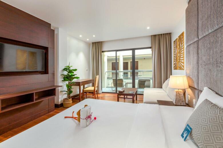 Hotel Baan Laimai Beach Resort