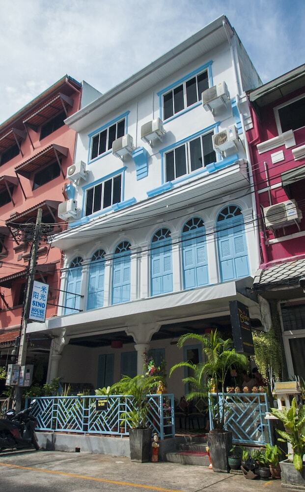 Hostal Sino House Patong