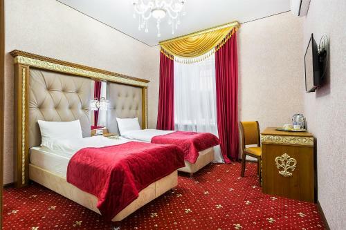 Hotel Empire