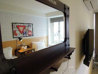 Re-change Hotel